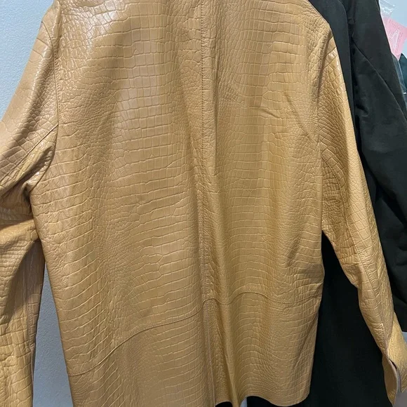 Toteme Double-breasted croc-effect leather blazer in beige size 40
